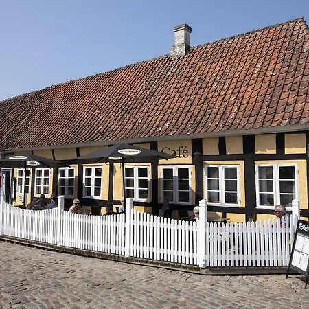 מלון Postgaarden